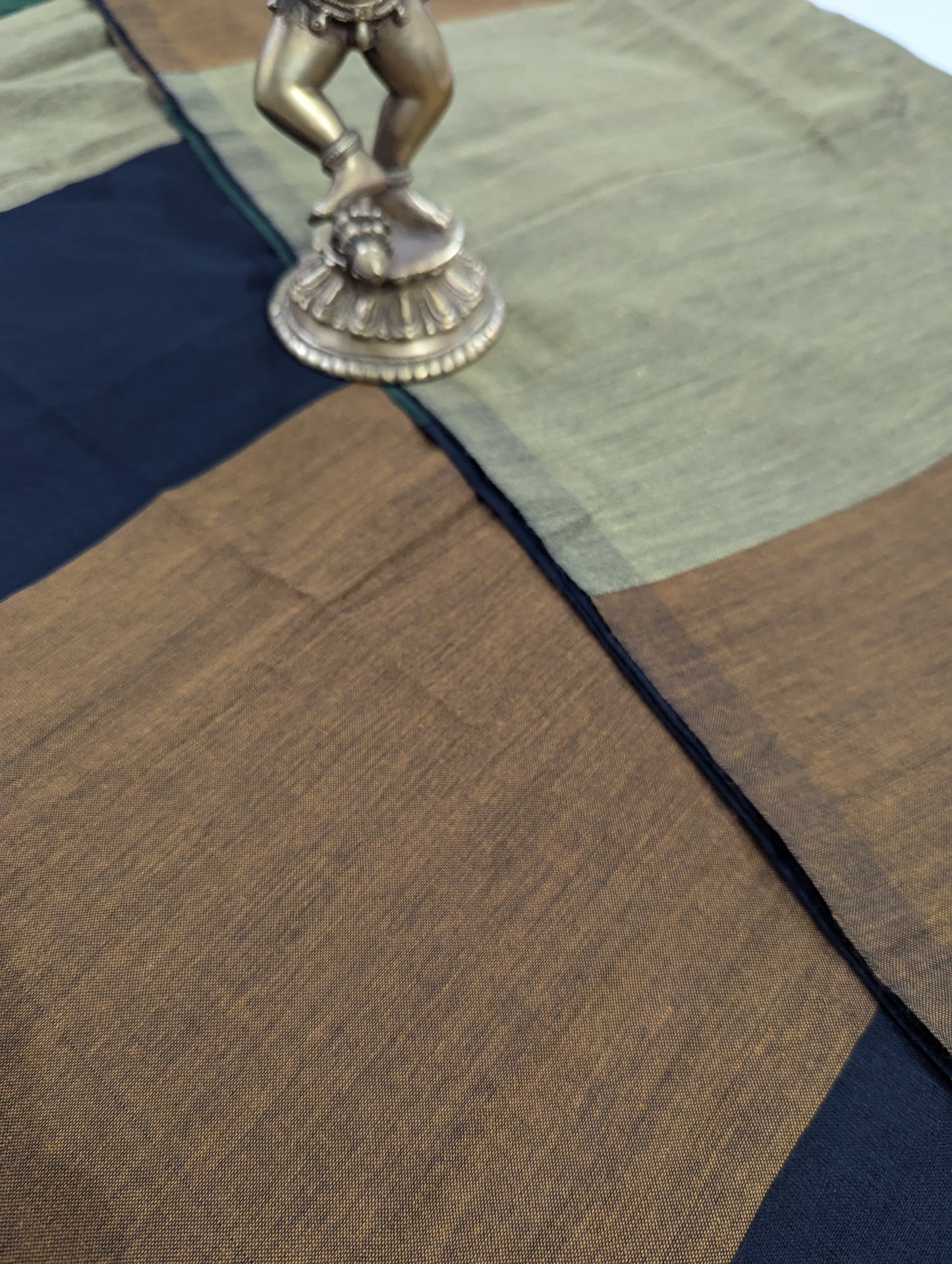 Mithra Collection - Green and Gold