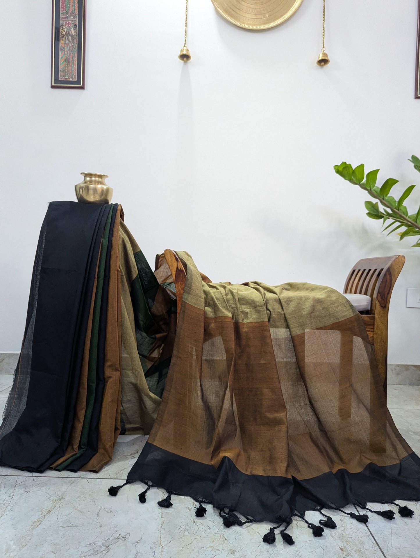 Mithra Collection - Green and Gold